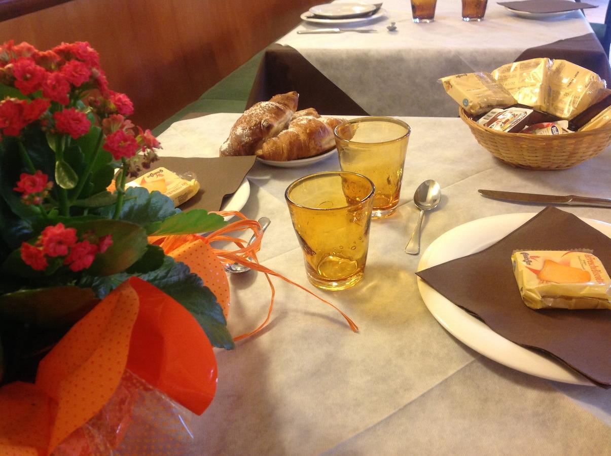 Hotel Trattoria Contini Sorbolo ภายนอก รูปภาพ