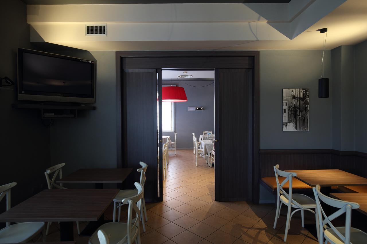 Hotel Trattoria Contini Sorbolo ภายนอก รูปภาพ
